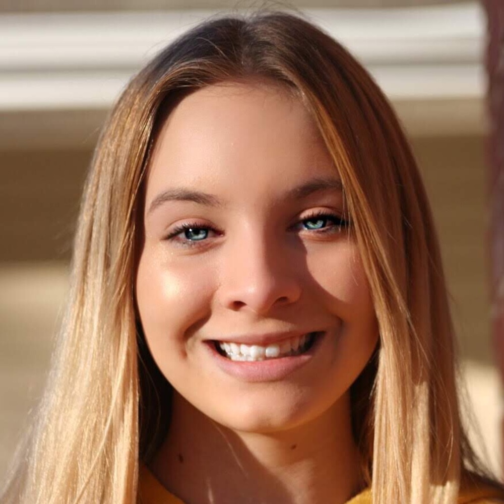 Meet your Posher, Addison